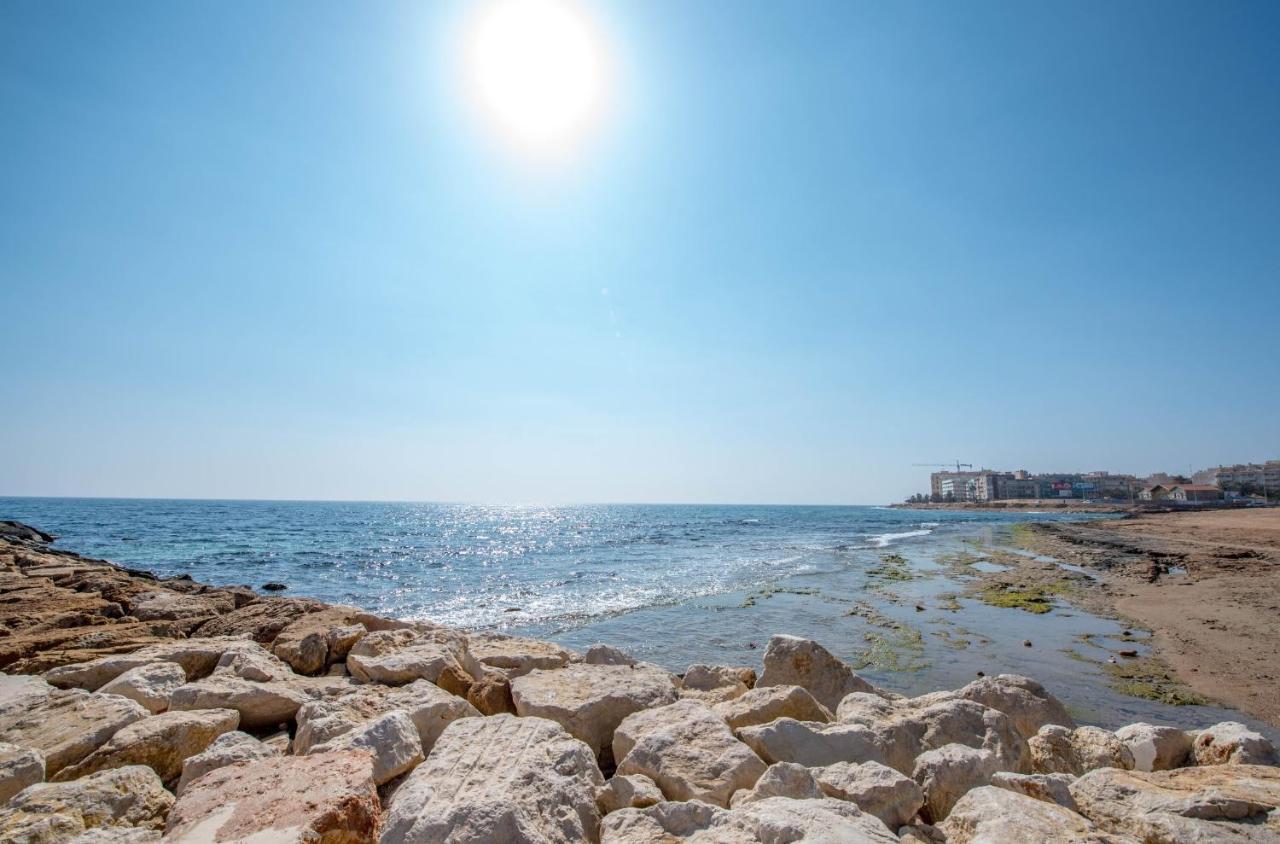 Amarillo Soleado Lägenhet Torrevieja Exteriör bild