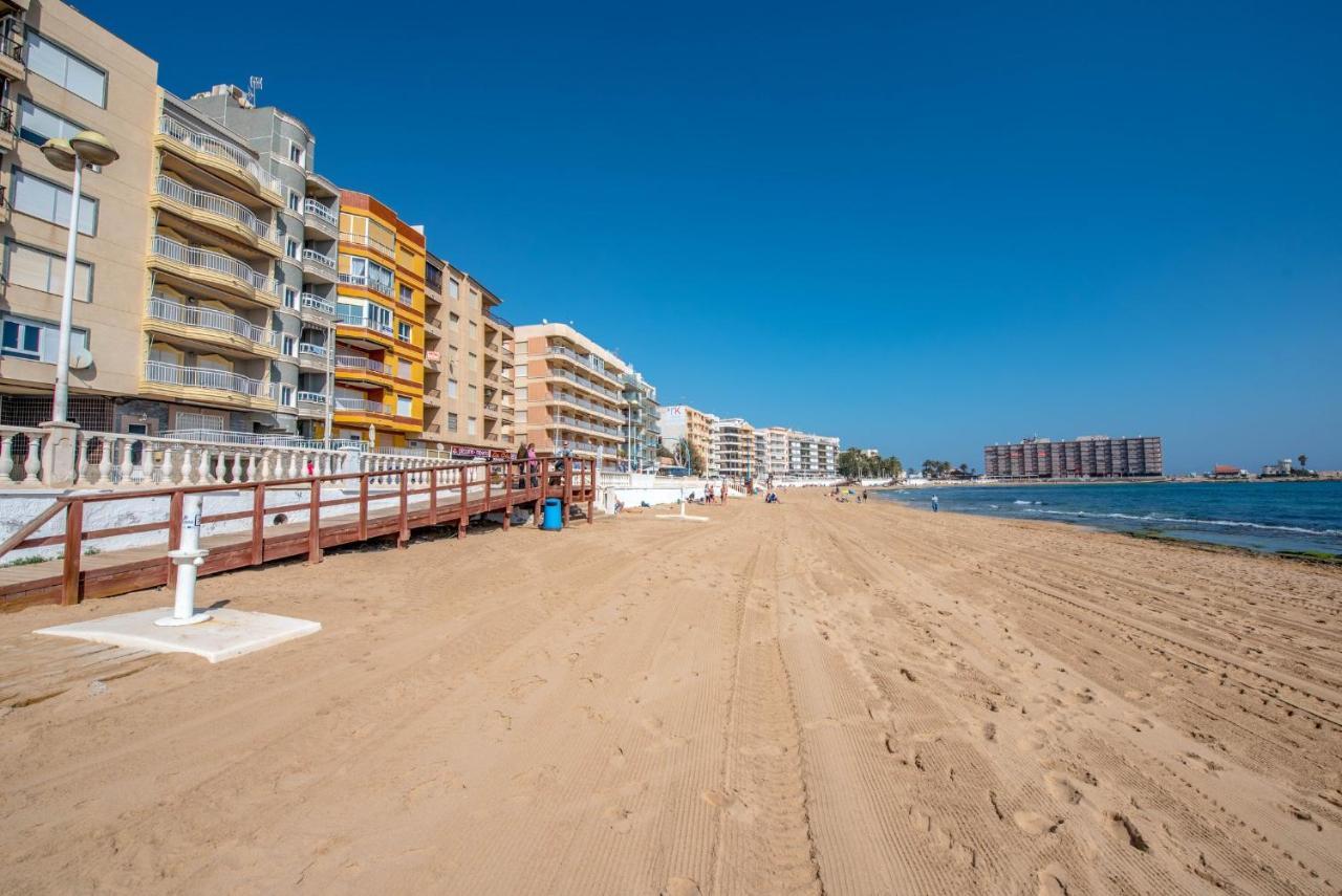 Amarillo Soleado Lägenhet Torrevieja Exteriör bild